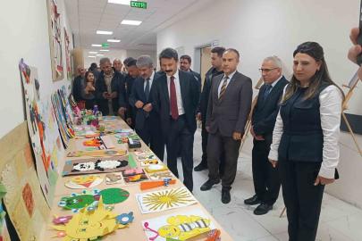 Besni’de ’Otizm Farkındalık Günü’ etkinliği