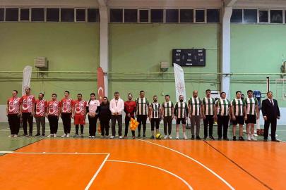 Beylikova’da voleybol turnuvası görkemli finalle tamamlandı