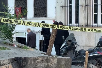 Beyoğlu’nda bir kişi apartman dairesinde ölü bulundu