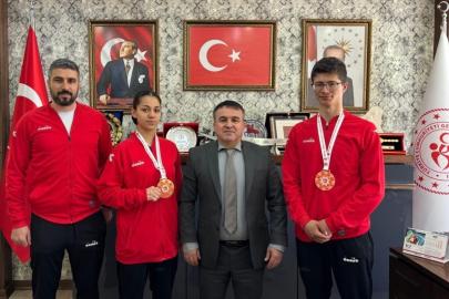 Bilecikli sporculardan kick boksta Türkiye derecesi