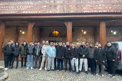 Bilecik’te KYK öğrencileri sabah namazında buluştu