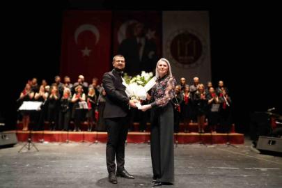 Bilecik’te ’Sazdan Söze Türk Halk Müziği Konseri’