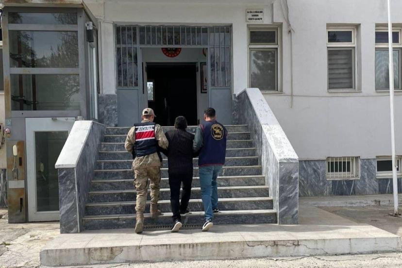 Birecik’te göçmen kaçakçısı yakalandı