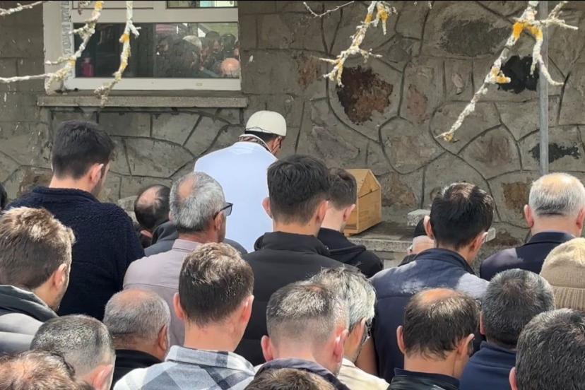 Bolu’da annesinin öldürdüğü 2 aylık Ela bebek son yolculuğuna uğurlandı