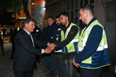 Bornova'da başkanlardan gece baklavalı destek
