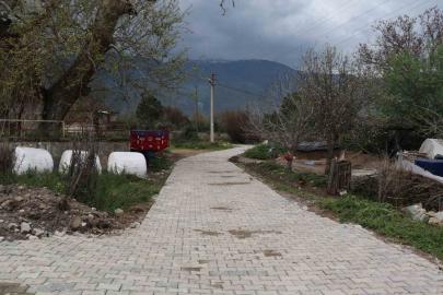 Bozdoğan Akçay Mahallesi’nde yollar yenilendi