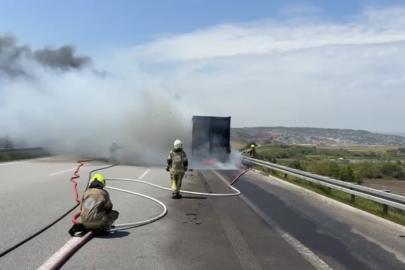 Bursa gişelerde yanan tır küle döndü