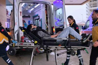 Bursa’da motosiklet kazası: 1’i çocuk 2 yaralı