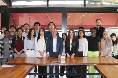 Bursalı marketçilerden üniversiteli gençlere destek