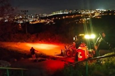 Çalışma sırasında doğal gaz hattı zarar gördü, operatör bayıldı