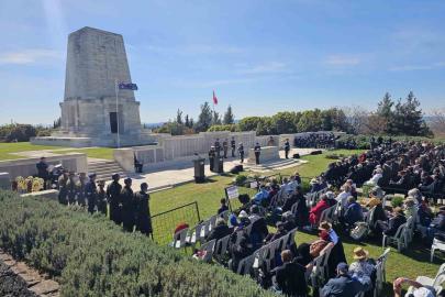Çanakkale Kara Savaşları’nda hayatını kaybedenler ’Yalnız Çam’da anıldı