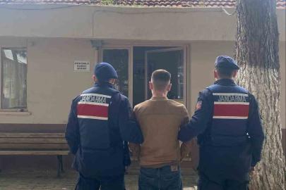 Çanakkale’de farklı suçlardan aranan 15 kişi tutuklandı