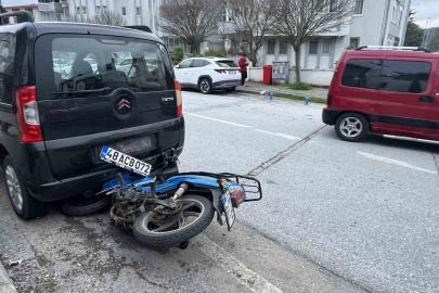 Çarpmamak için kaçtı, başka araca çarptıı