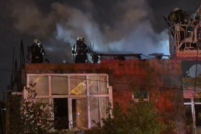 Çatı katında yangın paniği