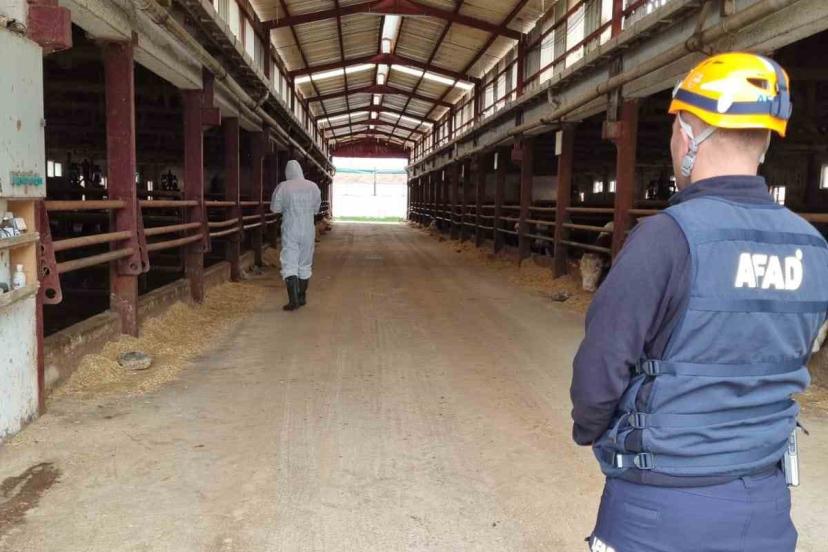 Çiftlikteki gaz sızıntısı ihbarı ekipleri harekete geçirdi