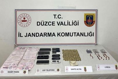Çok sayıda sahte altını 560 bin liraya satan 4 şüpheliye jandarma baskını