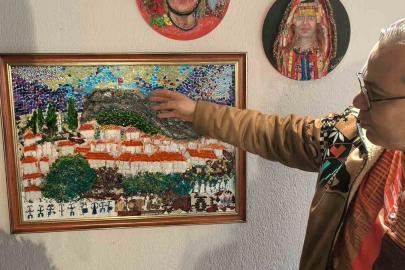 Çöpten sanat üretiyor