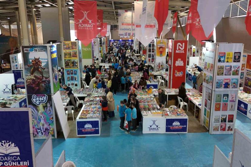 Darıca Kitap Fuarı kapılarını açtı