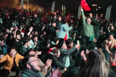 Dev ekrandaki bitiş düdüğüyle Antalya’da bayram havası esti