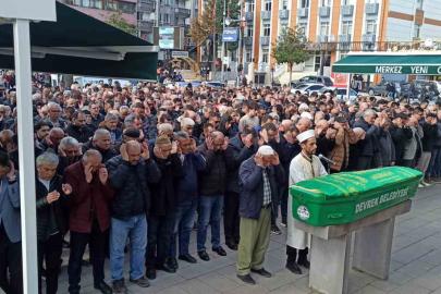 Devrek’in sevilen kalay ustasıı son yolculuğuna dualarla uğurlandı