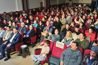 Devrek’te düzenlenen Türk Halk Müziği konseri büyük ilgi gördü