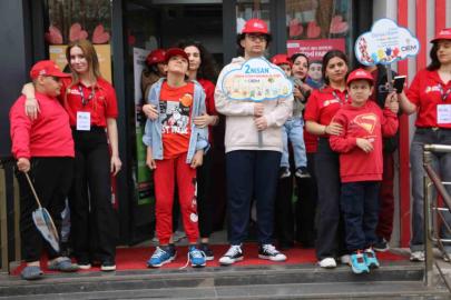 Diyarbakır’da otizm farkındalığı için renkli etkinlik