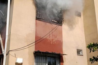 Dörtyol’da apartman dairesi alevlere teslim oldu