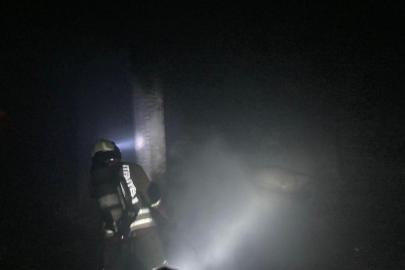 Dörtyol’da metruk bina yangını