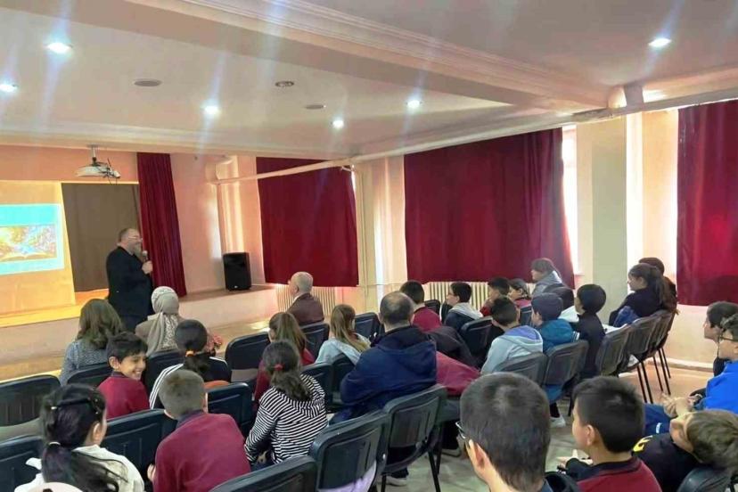 Dumlupınar’da bilim söyleşileri