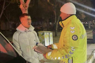 ‘Dur’ ihtarına uymayıp polisten kaçtı, yakalanınca "Hiç mi insafınız yok" deyip ağladı