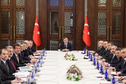 EKK: "Ülkemizin küresel transit ticaretteki konumunu güçlendirecek, enerji ve ticaret koridoruna dönüştürecek politikaları hayata geçirmeye devam edeceğiz"