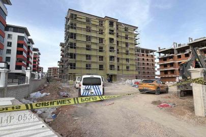 Eskişehir’de asansör boşluğuna düşen sıva ustası hayatını kaybetti