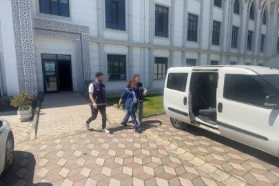 Evden ziynet eşyası ve nakit para çalan kadın yakalandı