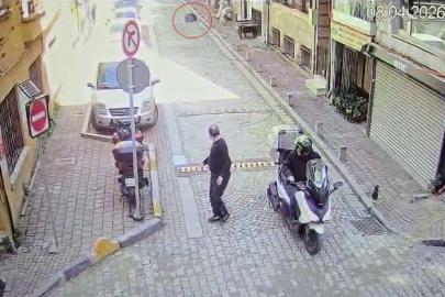 Fatih’te cezaevinden izinli çıkarak ailesinin yanına gelen şahıs kendini ateşe verdi