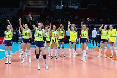 Fenerbahçe, Sultanlar Ligi’nde finalde
