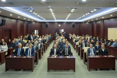 Gaziantep Dijital İnşaat Zirvesi’nde sektörün geleceği konuşuldu