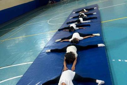 Geleceğin sporcuları antrenmanlarına devam ediyor