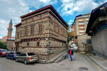 Geleneksel Erzurumevleri’nde tandırevi