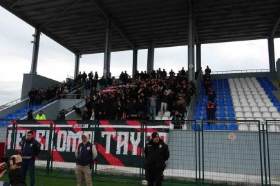 Gergin geçen maçların kazananları Osmaneli takımları oldu