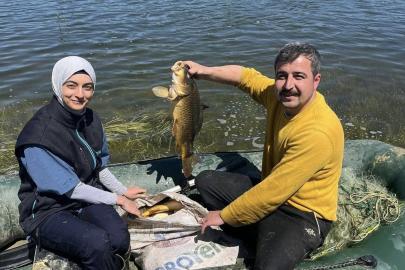 Gölette kaçak avcılığa geçit yok: Yasa dışı ağ imha edildi