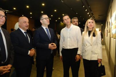 Hadi Mousavi’nin "Geçmişin İzinde: Eskişehir Fotoğraf Sergisi"