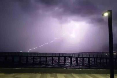 Hatay’da şiddetli yağış etkili oldu