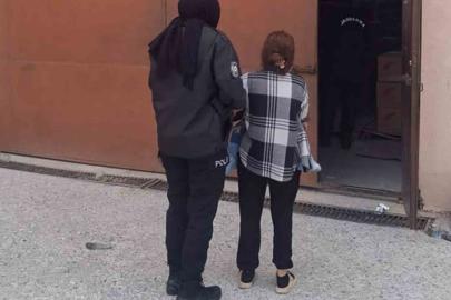 Hırsızlıktan 18 yıl 9 ay hapis cezası bulunan kadın yakalandı