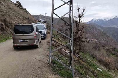 Hizan’da kaybolan 4 yaşındaki kız çocuğu için arama seferberliği