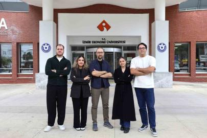 İEÜ’lü gençler, 27 katlı ofis tasarımıyla finale kaldılar