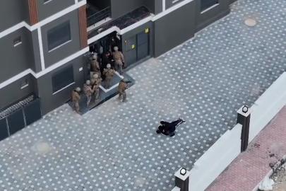 İkiz plakalarla ilçeleri gezip evlerden hırsızlık yaptılar, 11’incisinde yakayı ele verdiler