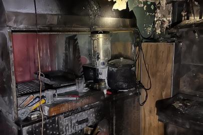 İş yerinin mutfağında çıkan yangın büyümeden kontrol altına alındı