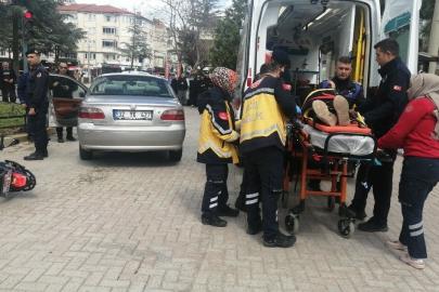 Isparta’da otomobil ile motosiklet çarpıştı: 2 yaralı