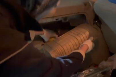 İstanbul’dan Samsun’a uyuşturucu taşıyan şüpheliler Sakarya’da yakalandı