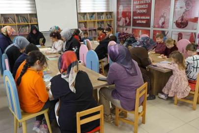 Kahramanmaraş’ta anne ve çocukları aynı sayfalarda buluştu